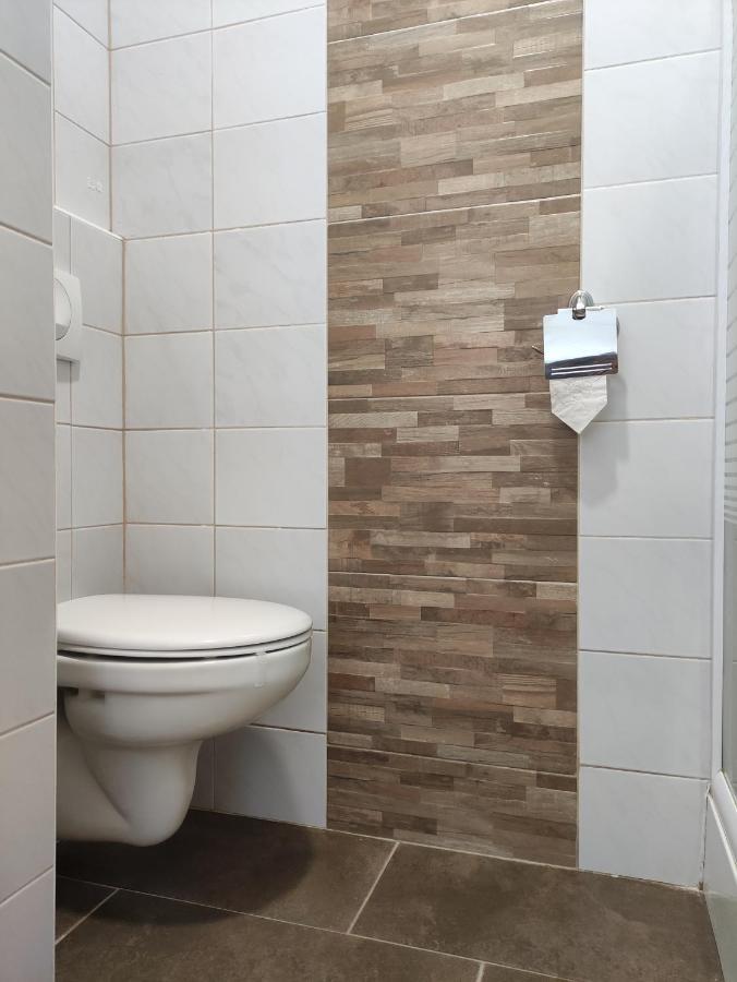 Szilas Park Motel Nagytarcsa Luaran gambar